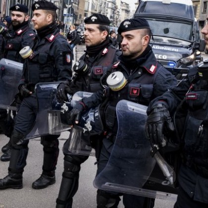Полицията в Италия засече 4 3 тона кокаин с цена на