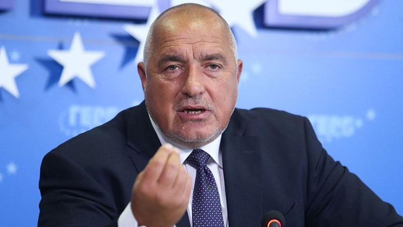 „Защо грабите българите?”, попита експремиерът Бойко Борисов новите управляващи, визирайки
