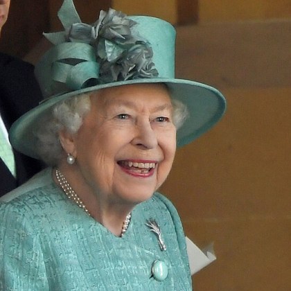 Кралица Елизабет Втора стана вторият най дълго управлявал монарх в историята