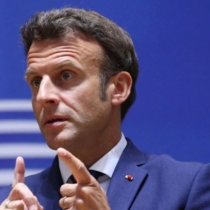 Френският президент Еманюел Макрон не пожела да отиде на хотел