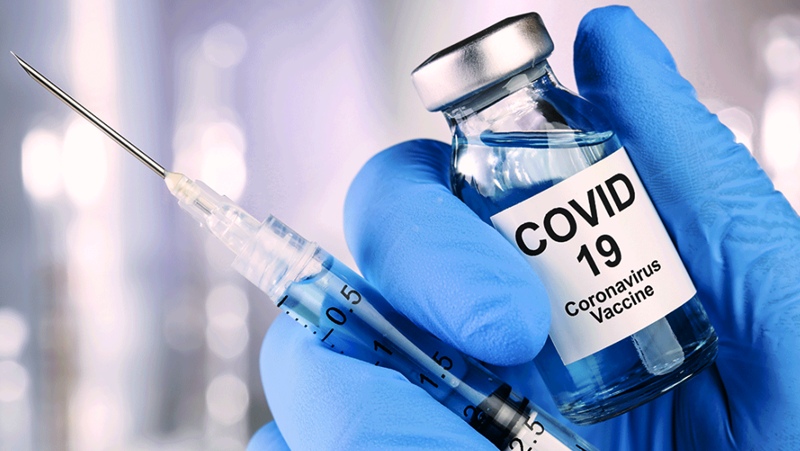 Необходима ли е четвърта доза срещу COVID-19 преди края на лятото?