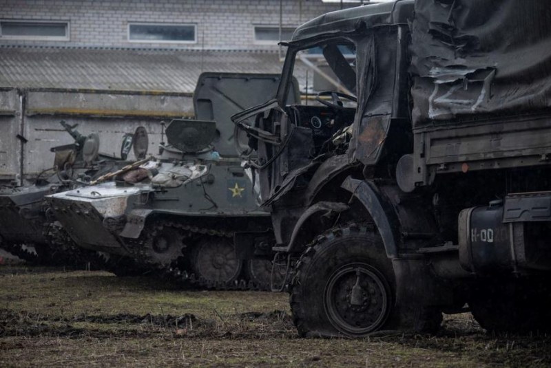 Русия продължава офанзивата в Донбас, цели обръжаване на украинските сили