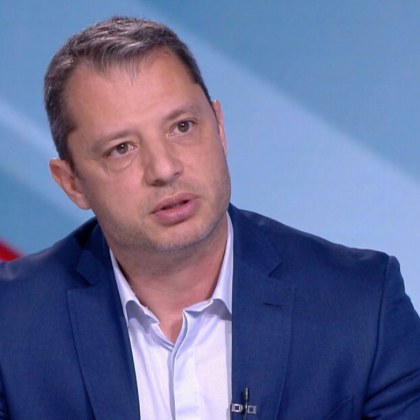 Делян Добрев: Цакат ни с левче на литър, кой го прибира?