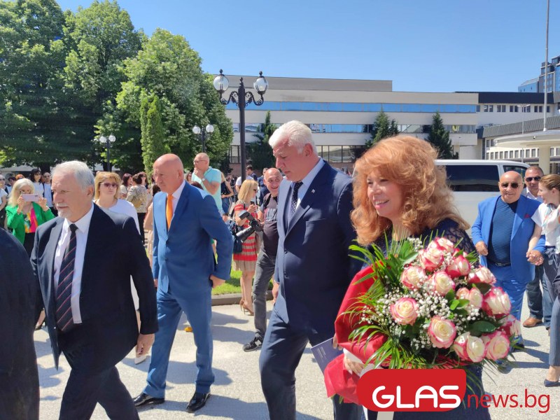 Най-големият социален форум в Пловдив бе открит от вицепрезидента и трима министри