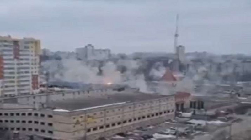 Руските войски отново атакуваха Харков. Местни жители съобщиха за експлозии