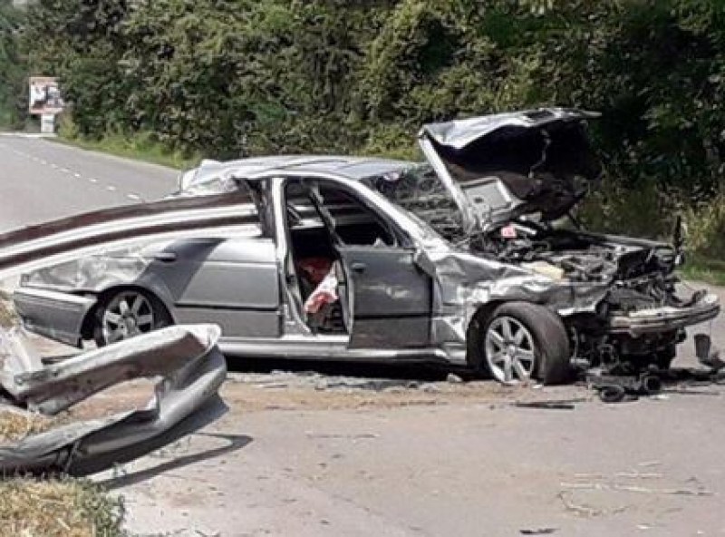Шофьор се вряза в мантинелата на АМ „Марица