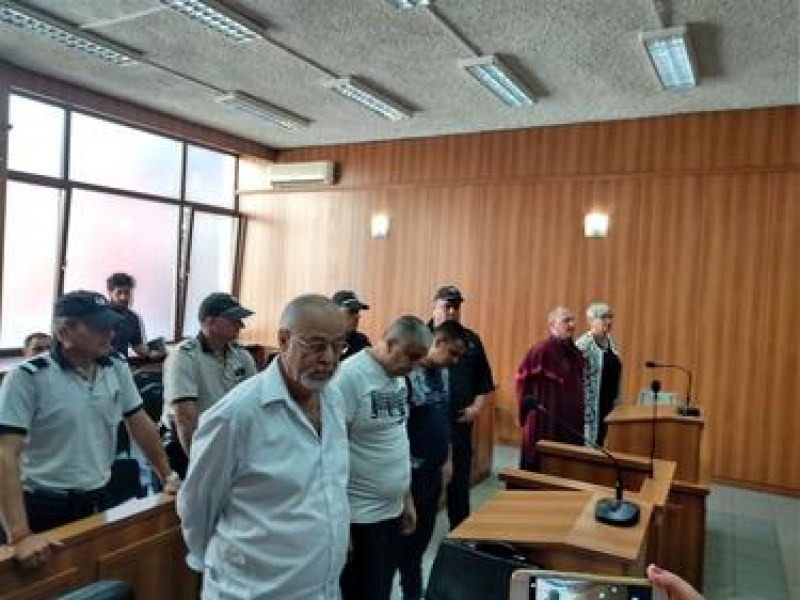 ВКС потвърди присъдата на бруталните убийци от Нареченски бани