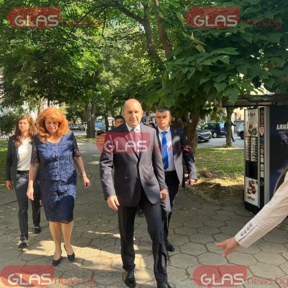Румен Радев на конференцията в Пловдив: Френското предложение за РСМ е най-доброто СНИМКИ