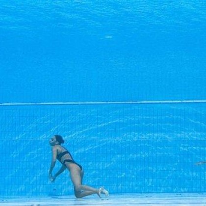 Американската състезателка по синхронно плуване Анита Алварес беше спасена от