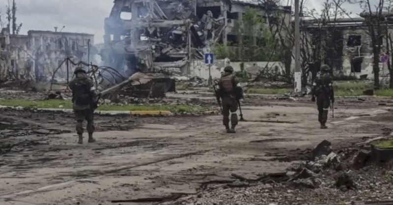 Украйна нареди изтегляне от ключов град