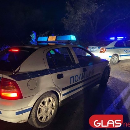 Шофьор катастрофира след преследване с патрулки на полицията в Бургас Шофьорът