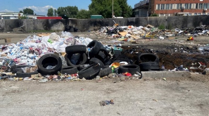 Община Пловдив ще монтира ли камери, за да засече кой хвърля боклуци на незаконните сметища?