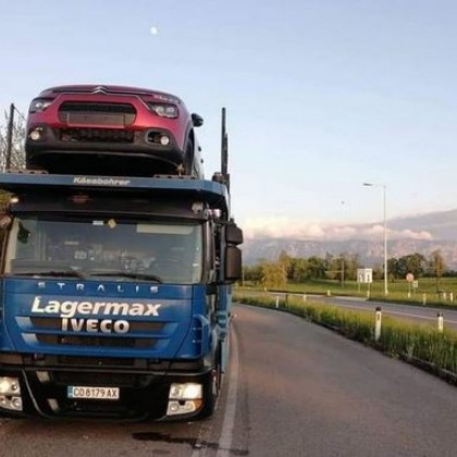 Апел за помощ разпространяват шофьори на камиони в мрежата Те