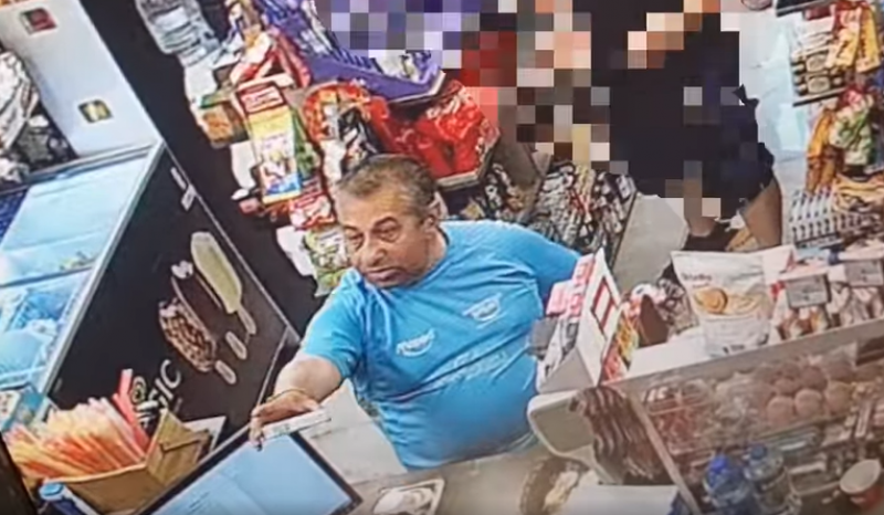 Абсурд в Пловдив: Мъж уринира в магазин, докато чака кафето си ВИДЕО
