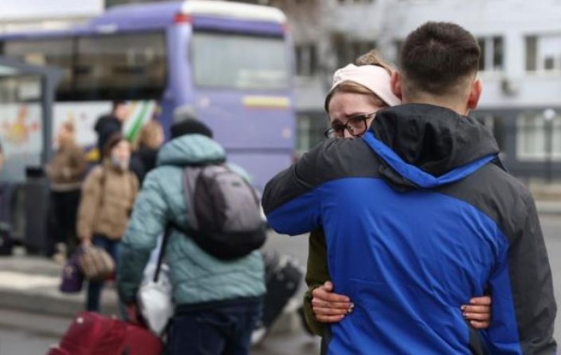 Европейската комисия съобщи, че увеличава значително помощта за украинските бежанци,