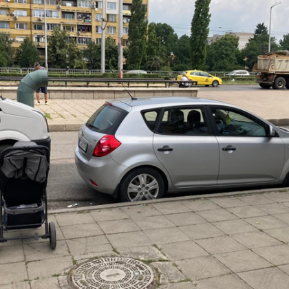 Много хора рискуват живота си пресичайки локалното на Ботевградско шосе