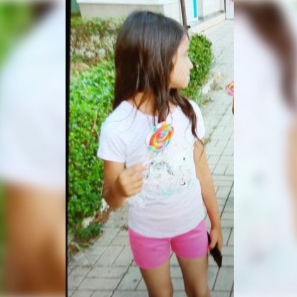 Полицията в Бургас издирва от тази сутрин изчезнало 8 годишно момиченце