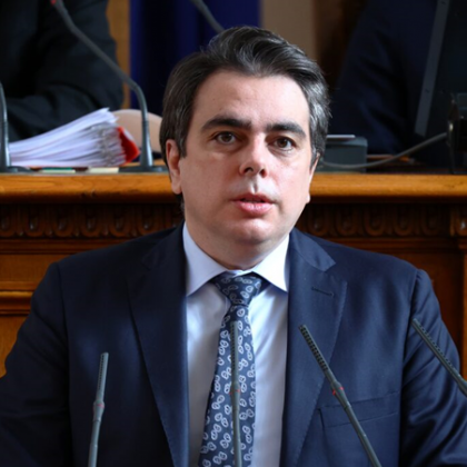 Досегашният вицепремиер и министър на финансите Асен Василев ще е