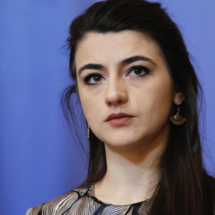 Нова критика към Лена Бориславова заради облеклото й СНИМКИ