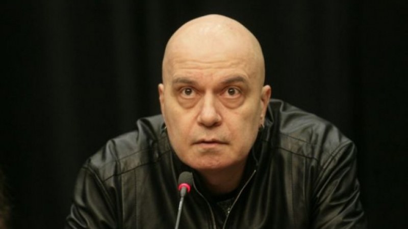 Трифонов: Петков и Василев, искрено ви пожелавам да се задавите с власт