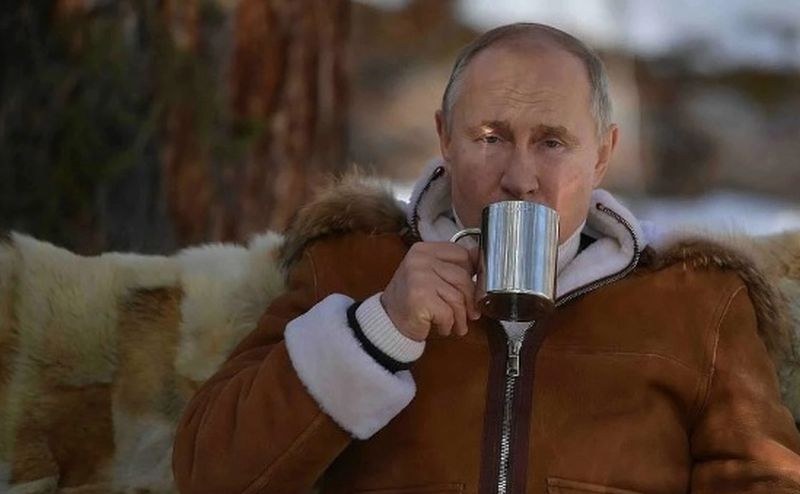 Окъпан в кръвта на елен: знахарка обясни защо Путин е още жив