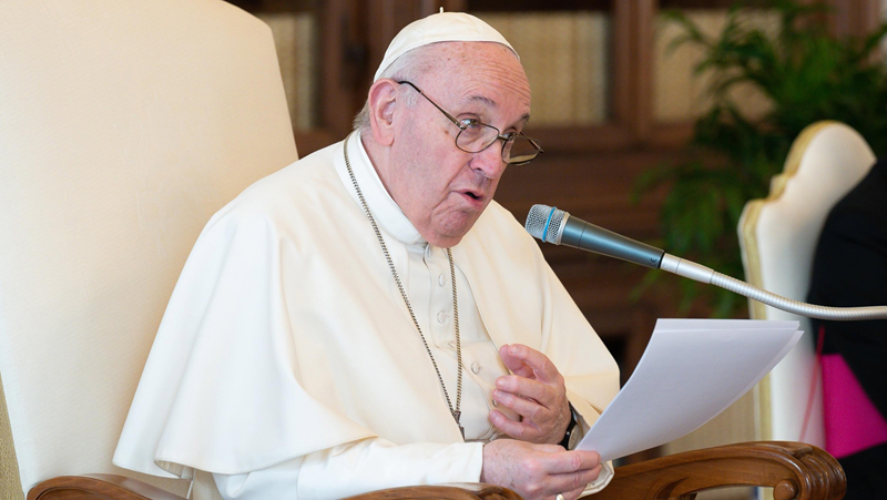 Папа Франциск: Не съм болен от рак и няма да подавам оставка!