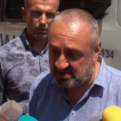 Органите на реда чакали няколко часа, преди да арестуват Семерджиев
