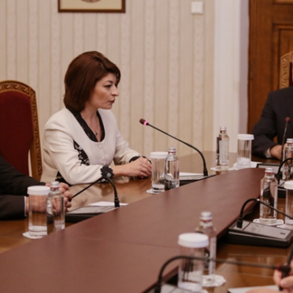 Президентът Румен Радев връчва втория мандат за създаване на ново правителство