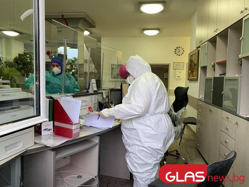 1113 са новозаразените за ден, положителните проби са над 20%