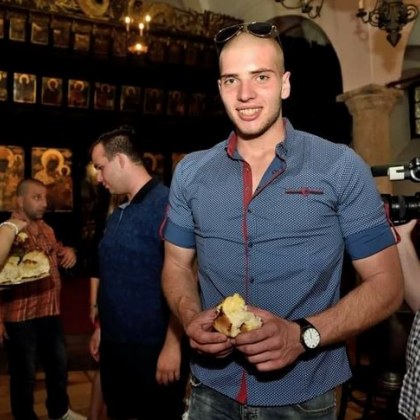 Все още няма смеда от младият мъж който изчезна безследно