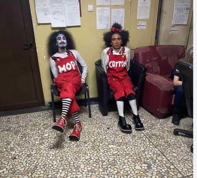 Арестът на клоуни в столицата вчера предизвика вълна от мнения