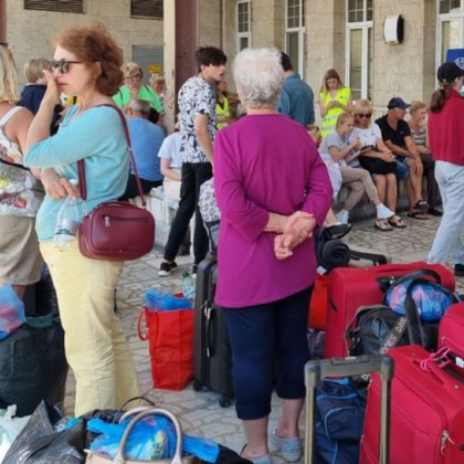 Започва изплащането на близо 80 млн. лева по Програмата за хуманитарна помощ за украинци