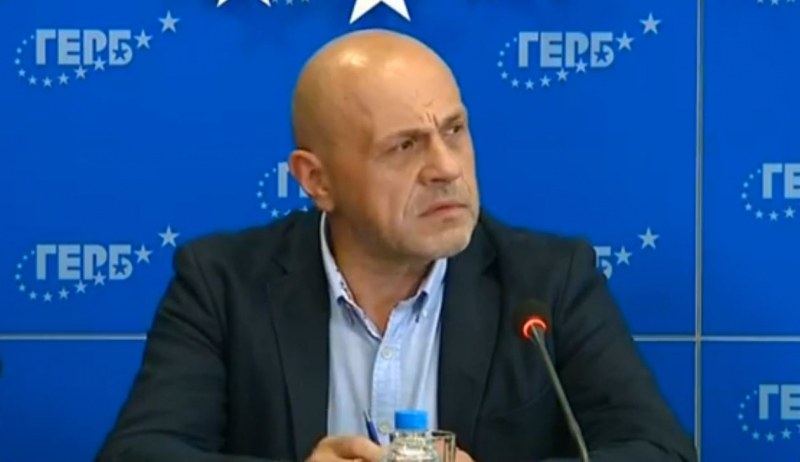 ГЕРБ настояват за нов срок, в който Нинова да върне мандата НА ЖИВО