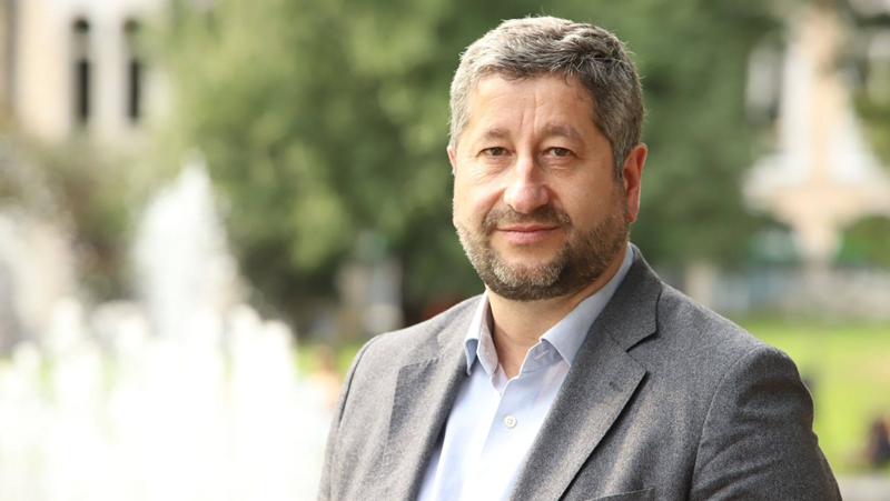 Не можем хвърлим страната в хаос, не може да я върнем на ГЕРБ и ДПС
