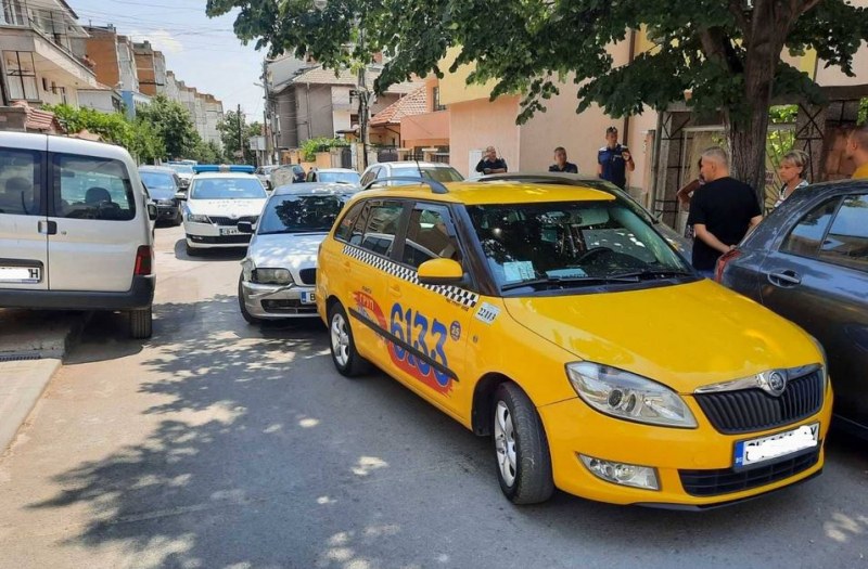 Дрогиран шофьор с бмв блъсна 2 коли в опит да избяга от полицията СНИМКИ