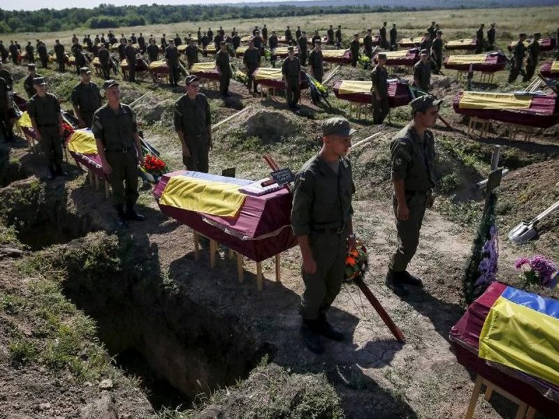 ВИДЕО от едно от украинските военни гробища ужаси мрежата