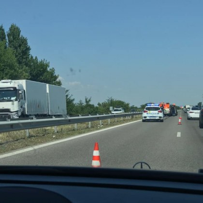 Голямо задръстване се е образувало на магистрала Тракия край Пловдив