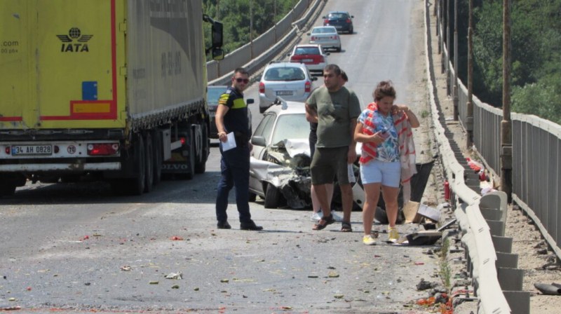 Катастрофа на Дъговия мост в Русе се размина по чудо