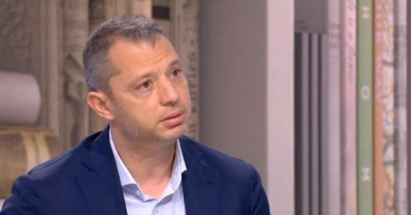 Доставките на газ не са спирали, защото купуваме от руски посредници