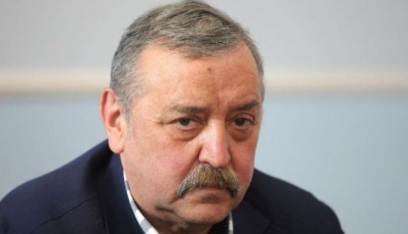 Наближаваме ли платото на лятната вълна? Кантарджиев коментира
