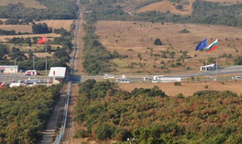 Пътят в Турция, който води към ГКПП Хамзабейли/Лесово на границата