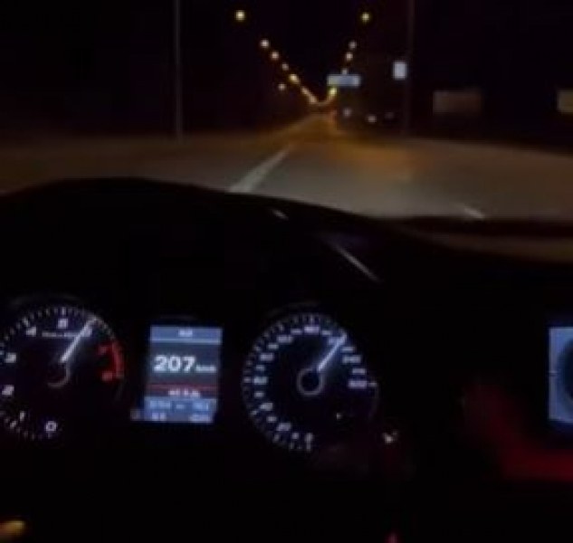 Полицията залови джигит, карал с над 200 км/ч. ВИДЕО