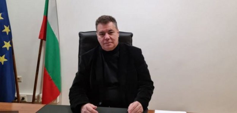 С решение на Министерския съвет Борис Михайлов е назначен за