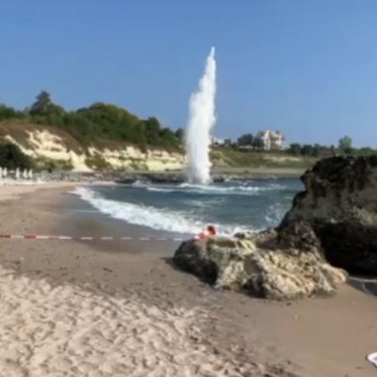 Взривиха противопехотната мина открита на плажа в Царево Екипи на Военноморската