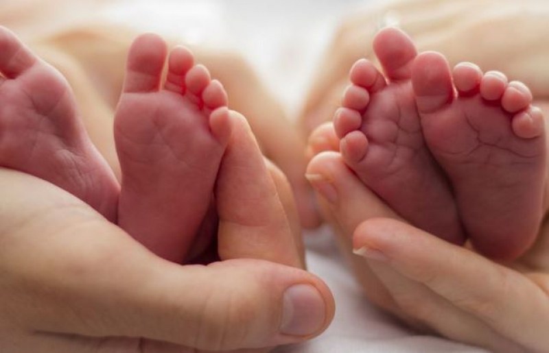Жена роди две двойки близнаци наведнъж