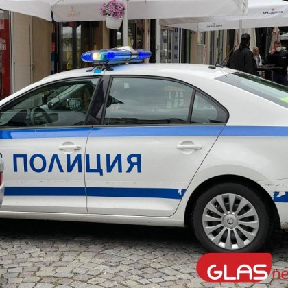 Шофьор блъсна пешеходка и се укри, полицията го издирва