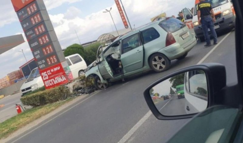 Тежка катастрофа край Пловдив, движението е затруднено СНИМКА