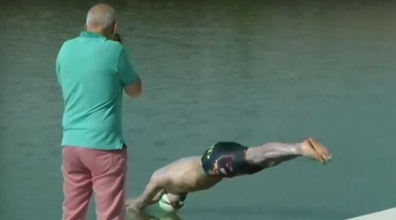 Мъж иска да преплува Черно море