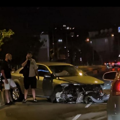 Пореден пътен инцидент е станал тази вечер в София Кола се