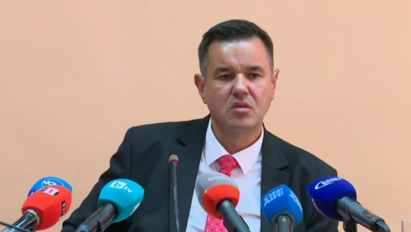 Стоянов: Не съм обвинявал Нинова в износ на оръжия за Украйна